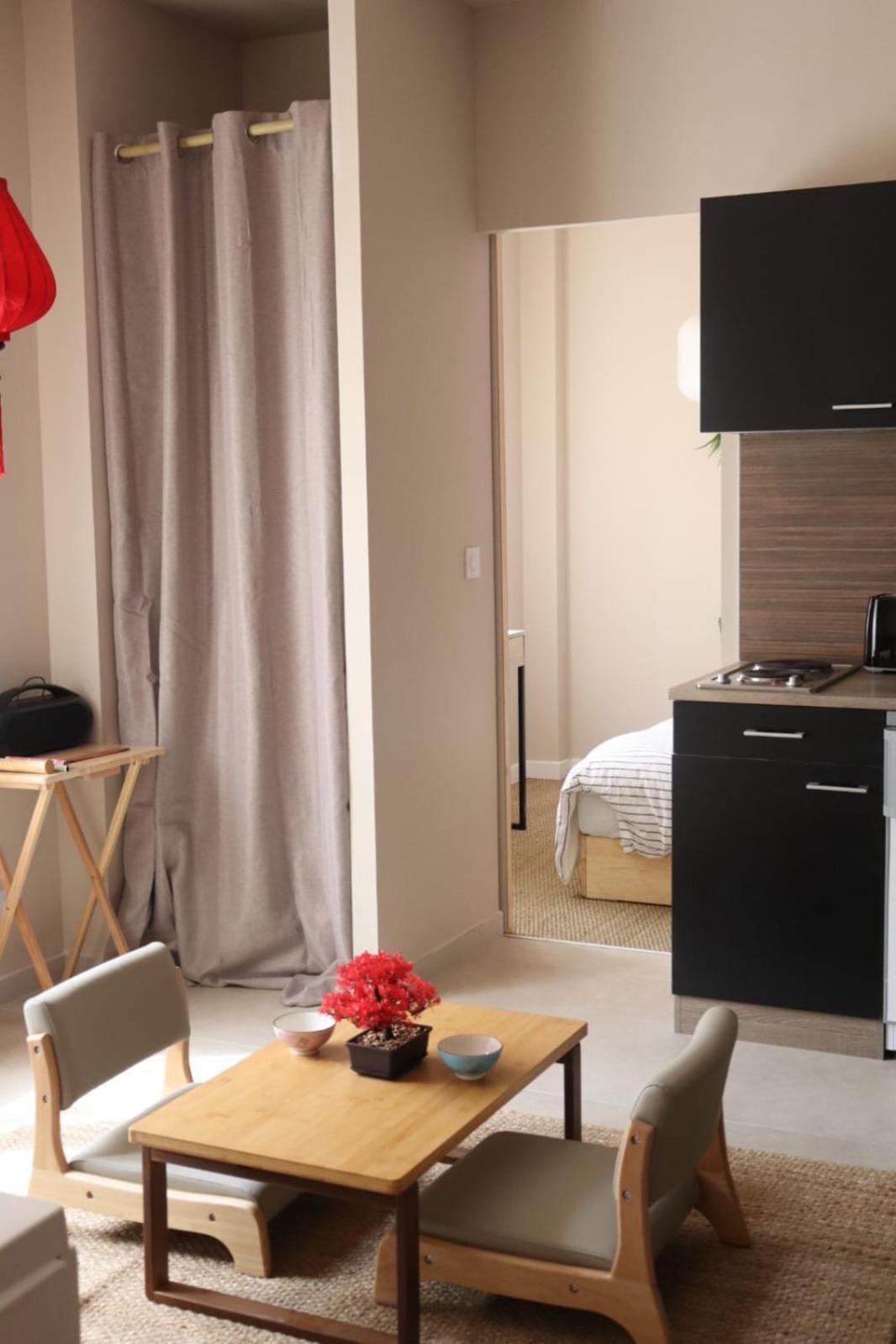 טולון Loveroom Japon Avec Balneotherapie מראה חיצוני תמונה