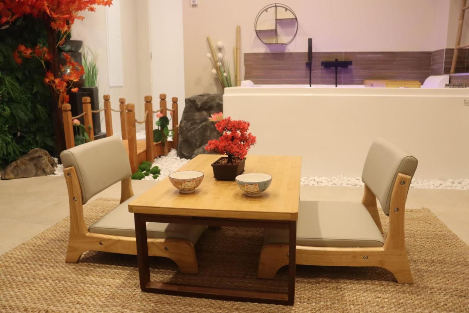 טולון Loveroom Japon Avec Balneotherapie מראה חיצוני תמונה