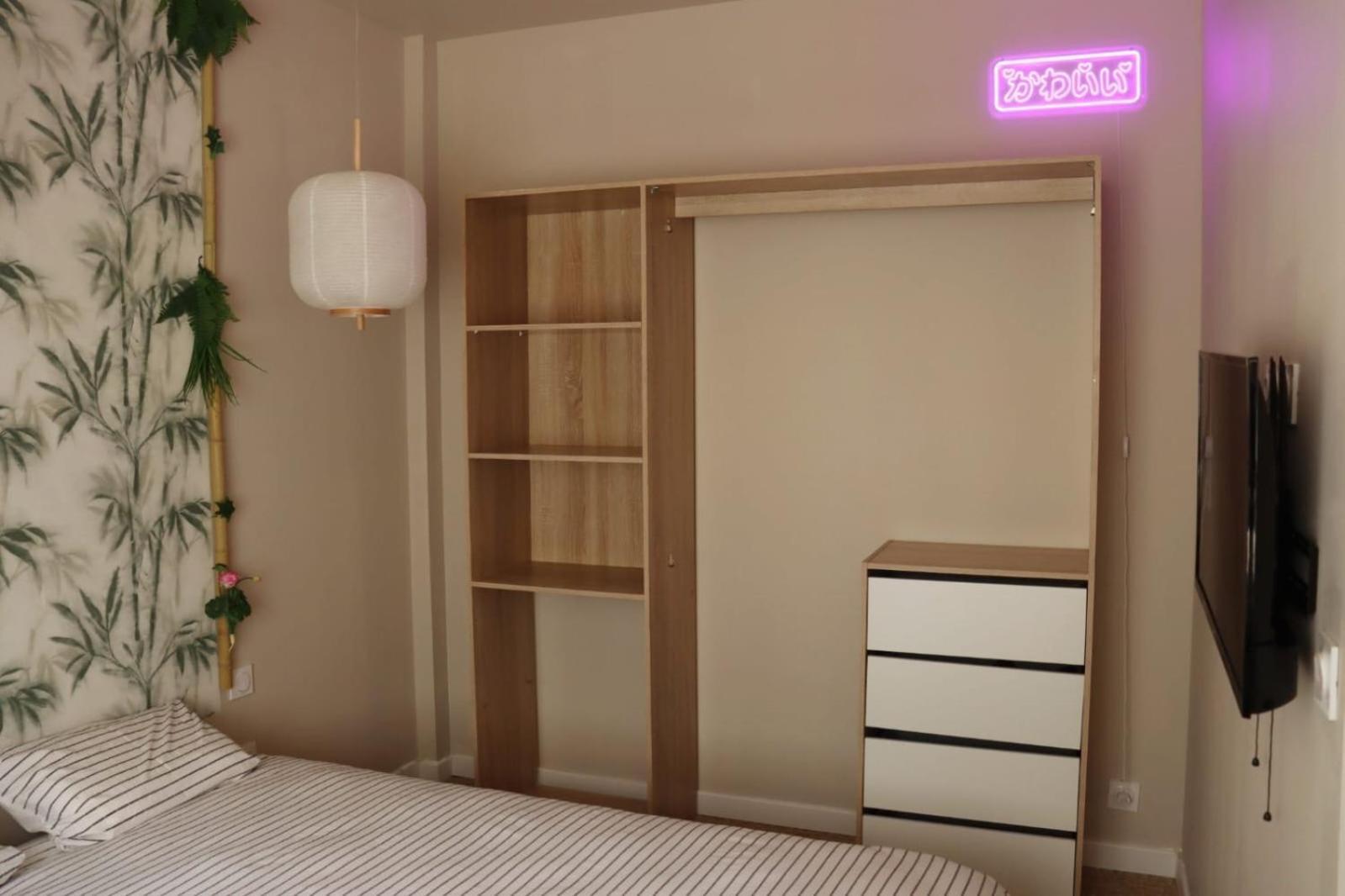 טולון Loveroom Japon Avec Balneotherapie מראה חיצוני תמונה